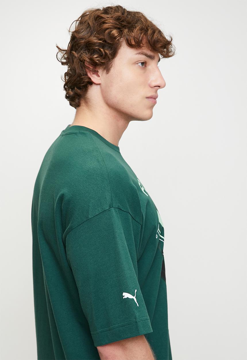 PUMA - F1 Graphic Tee Relaxed - Green Terrain