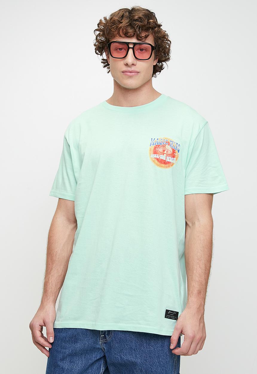 Brave Soul - Crew Neck OversizedT-Shirt - Pale Mint / Multi-Colour Print