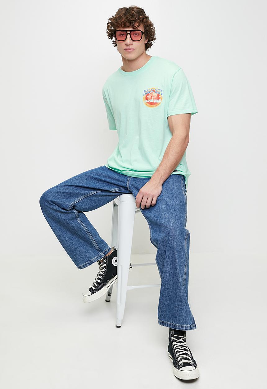 Brave Soul - Crew Neck OversizedT-Shirt - Pale Mint / Multi-Colour Print