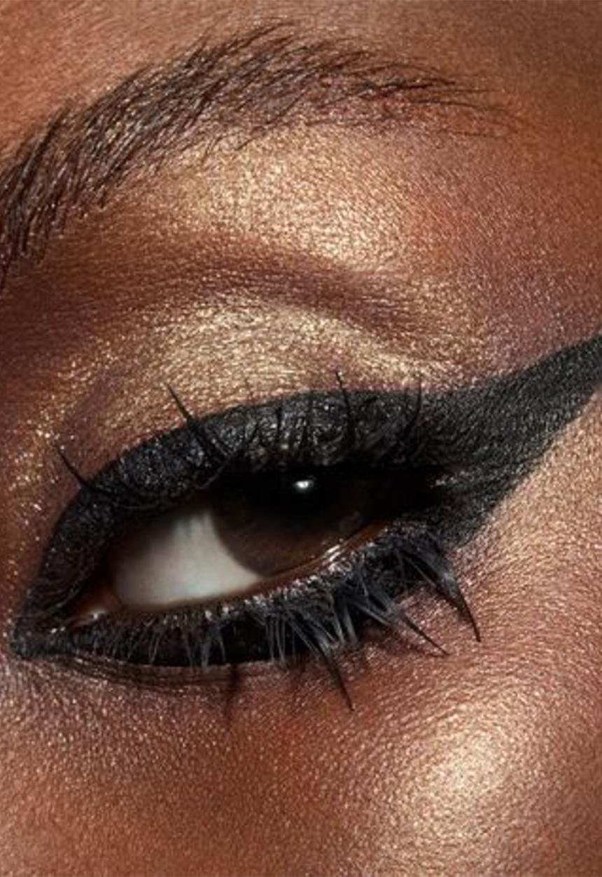 MAC - DAZZLE Glitter Single Eye Shadow Compact  - Oh So Gilty