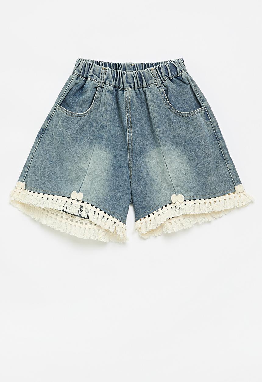 Pop Candy - Panelled denim shorts with fringed hem - blue