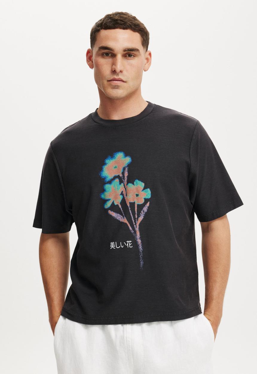 Cotton On - Cropped Fit Graphic T-shirt - Washed Black/Floral Beauty