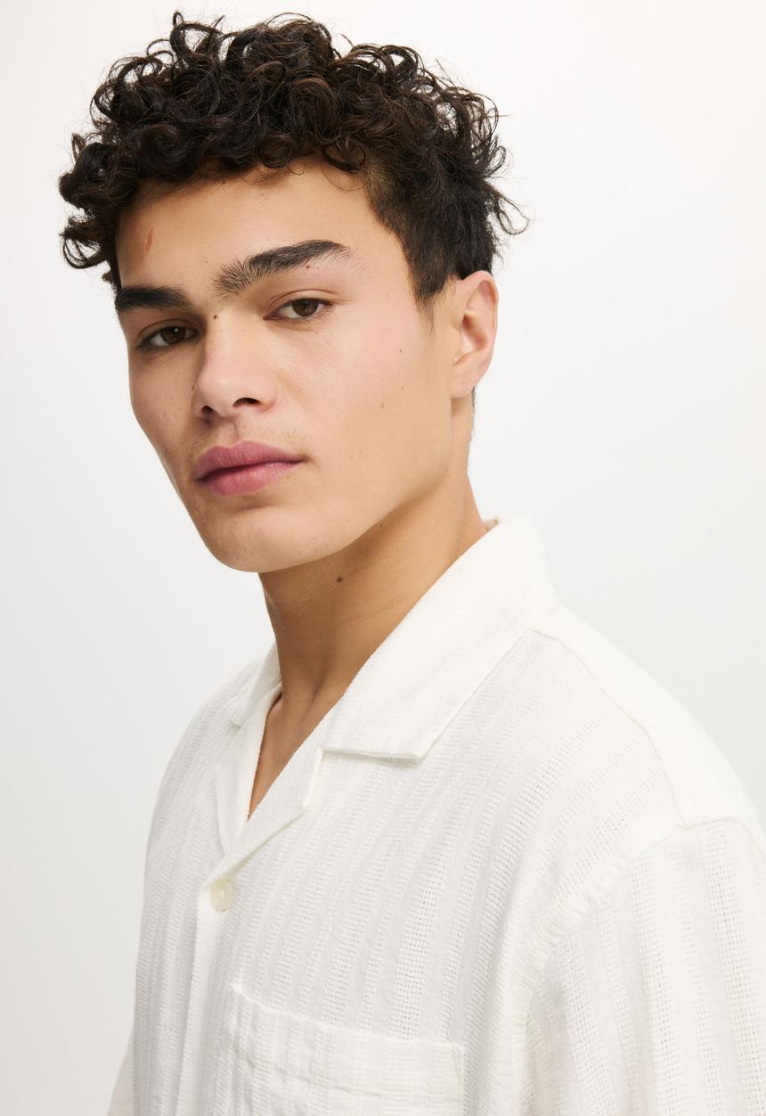Cotton On - Washed Box Fit Short Sleeve Shirt - White