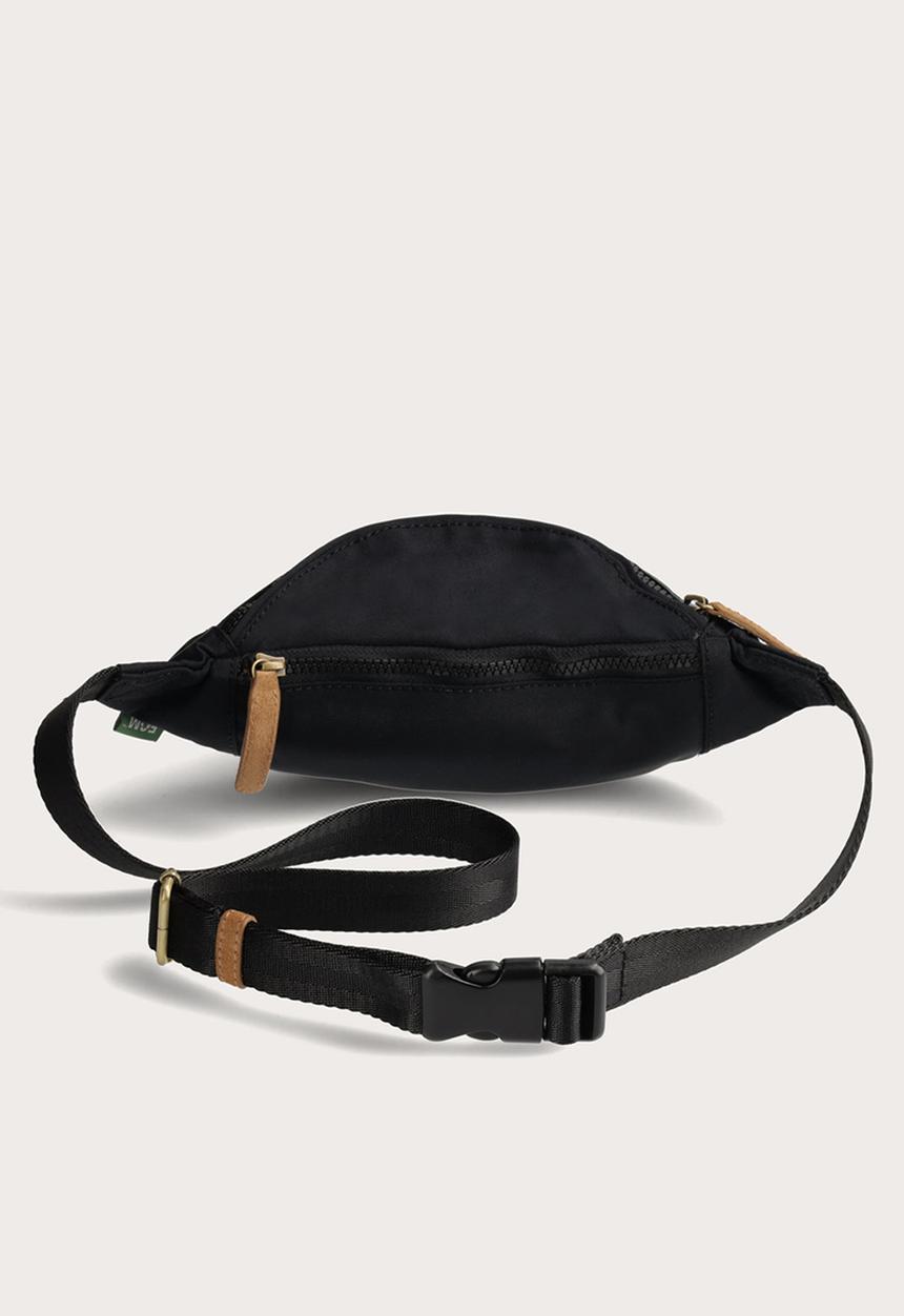 Freedom of Movement - Recycled Moonbag - Black