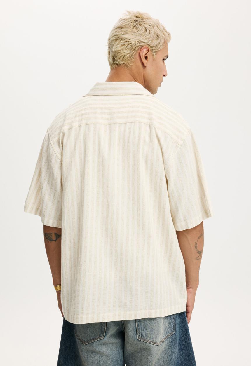Cotton On - Textured Short Sleeve Shirt - Stone Textured Stripe