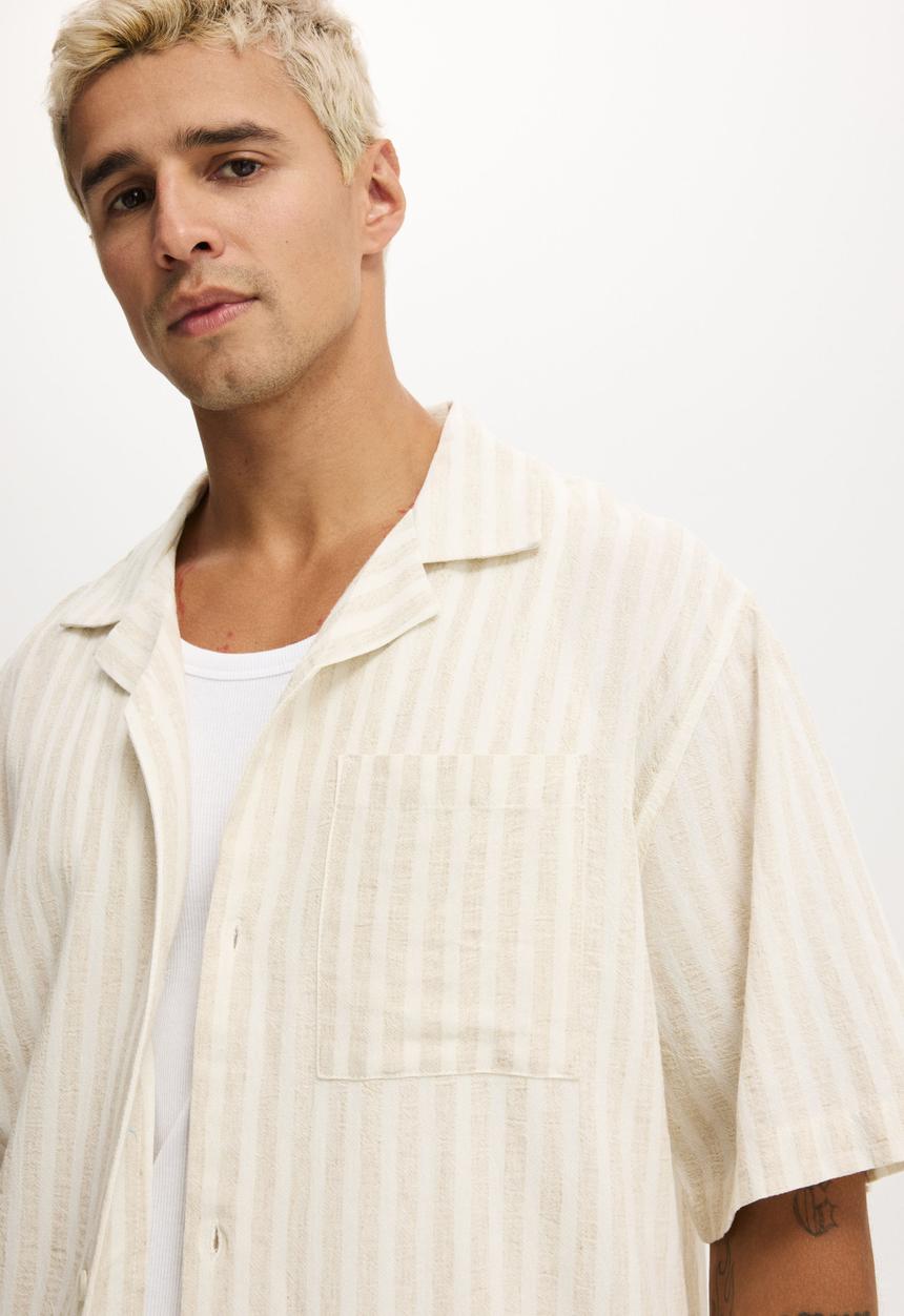 Cotton On - Textured Short Sleeve Shirt - Stone Textured Stripe