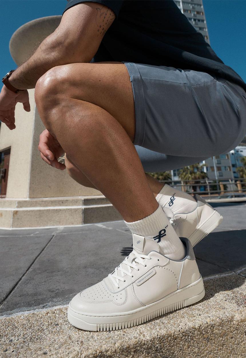 Freedom of Movement - Mens Tekkie - Off-White/Storm