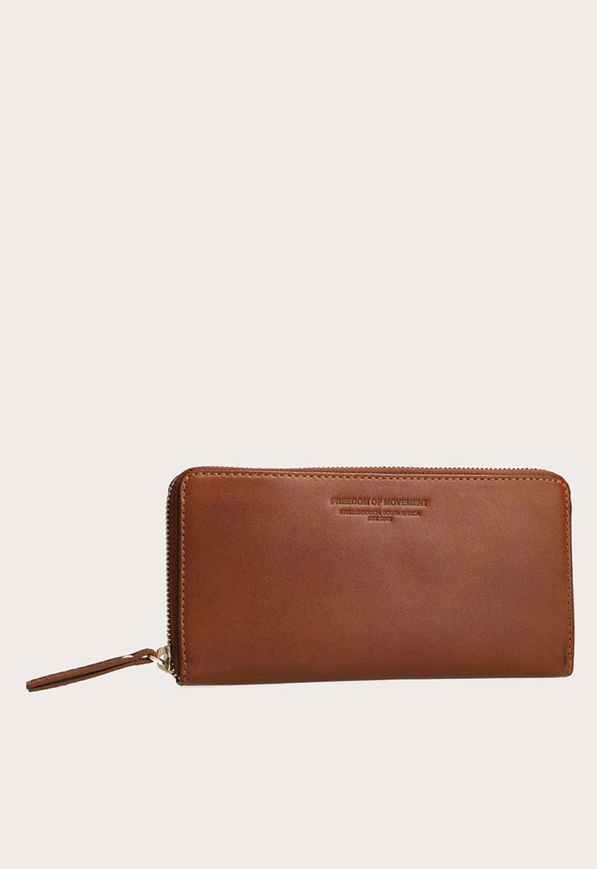 Freedom of Movement - Ladies Zip Wallet - Pecan