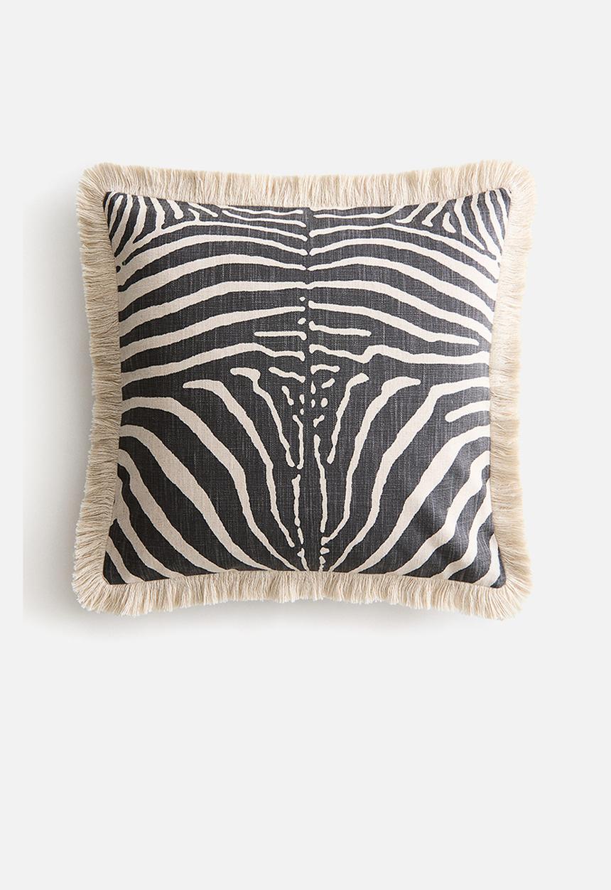 H&M - Fringed linen-blend cushion cover - light beige/zebra print