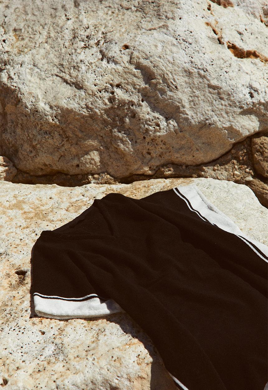 H&M - Poncho towel - black