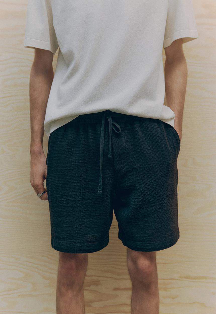 H&M - Regular fit woven shorts - dark blue
