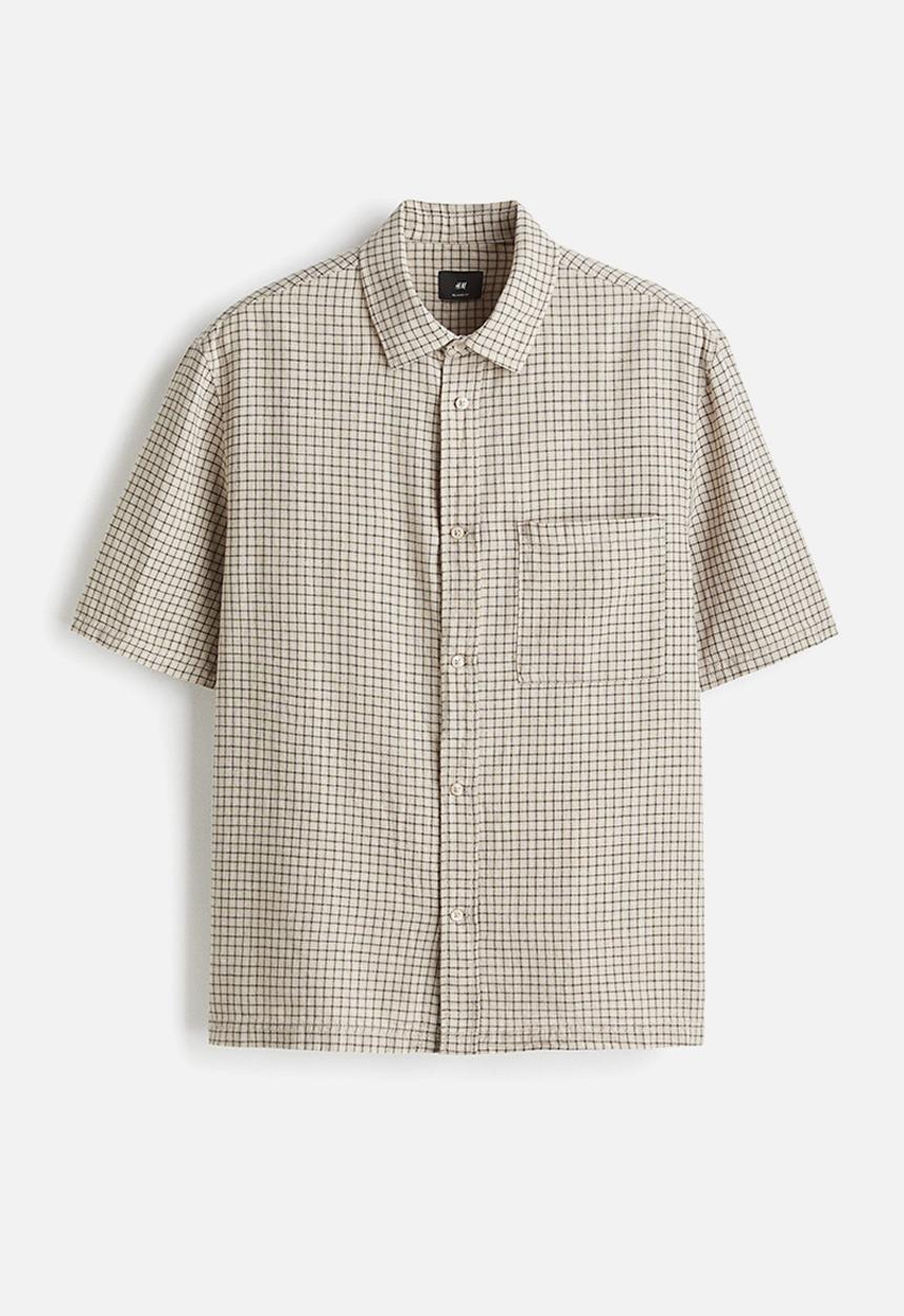 H&M - Oversized fit short-sleeved linen-blend shirt - beige checked