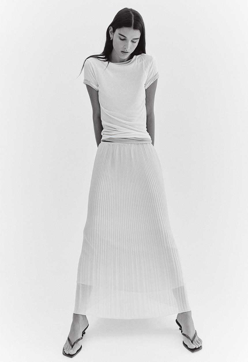 H&M - Pleated chiffon skirt - cream 
