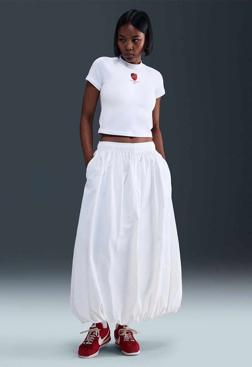 Nike - W Nsw Frt Ss Baby Stwbry Tee - White