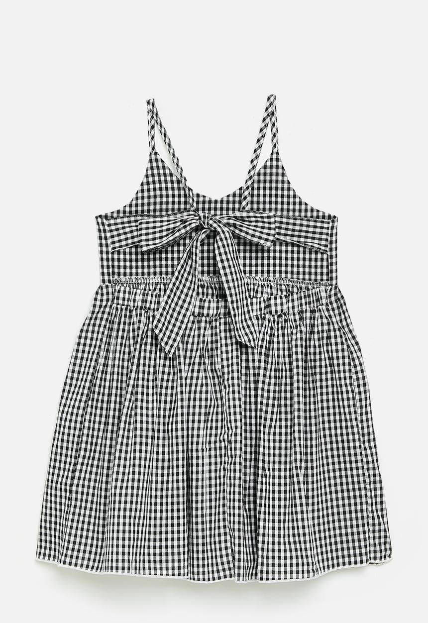 Pop Candy - Back tie gingham sun dress - black