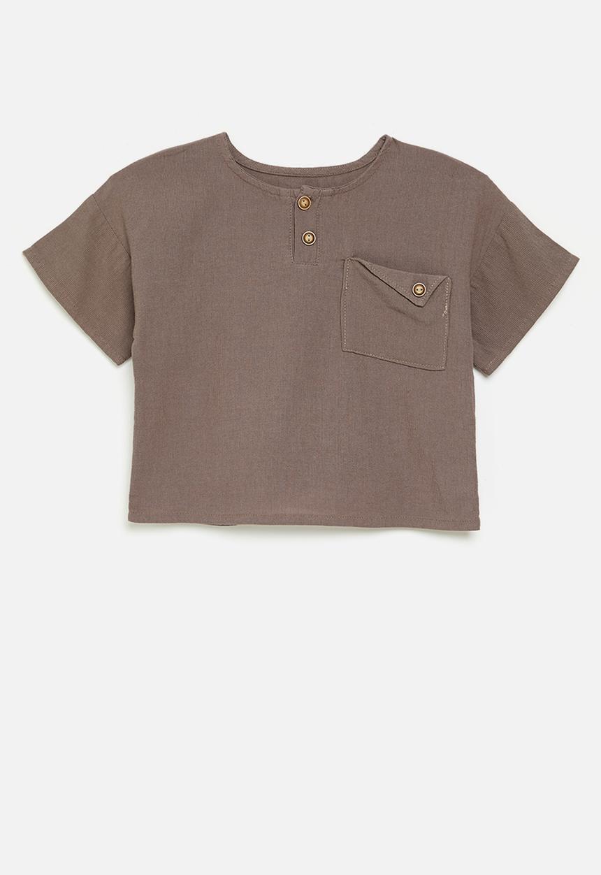 Pop Candy - Henley tee with single button-flap pocket - mocha brown