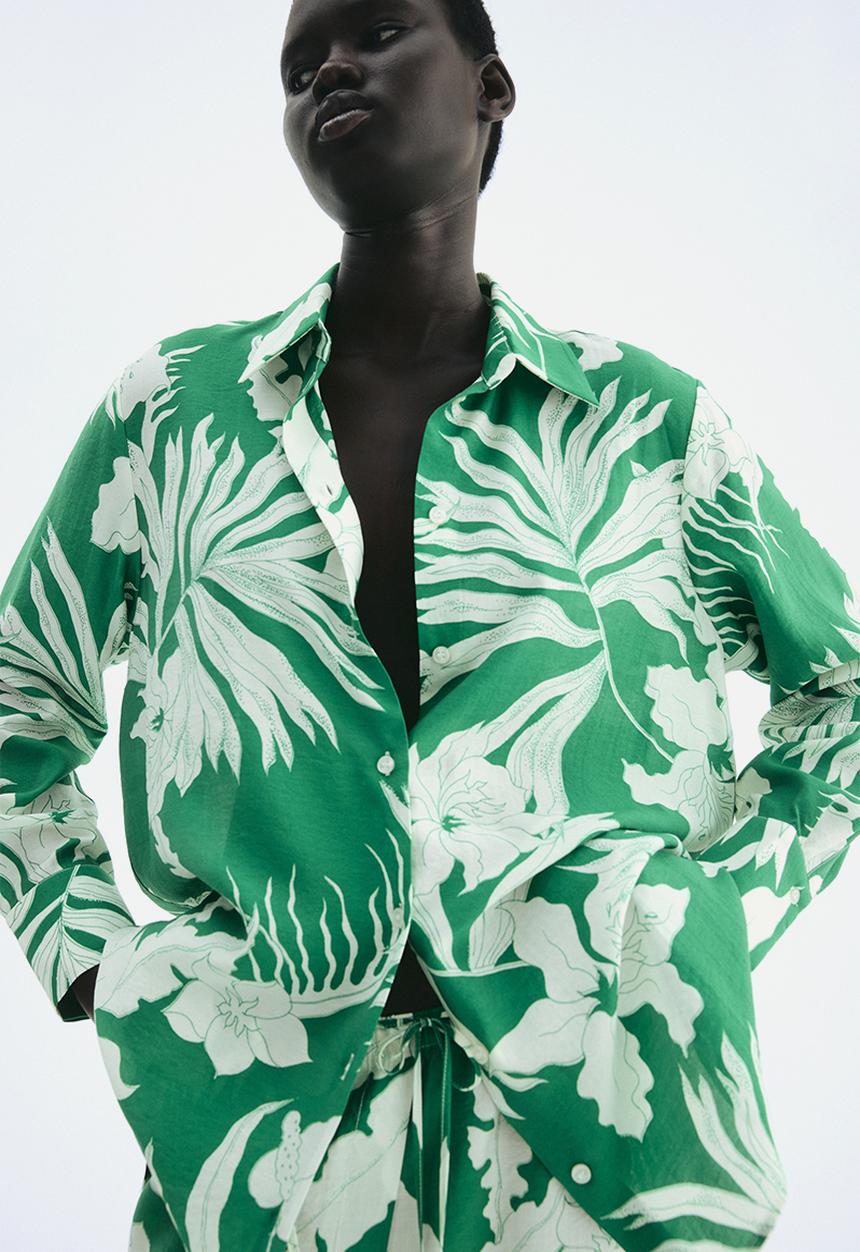 H&M - Patterned oversized shirt - green & white floral