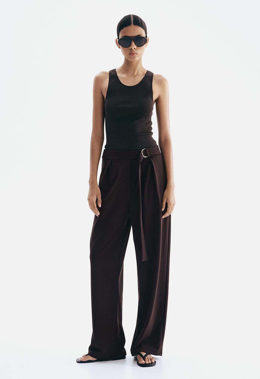 H&M - Belted trousers - dark brown 