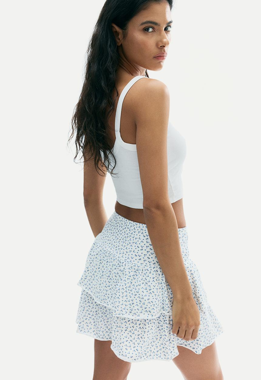 H&M - Tiered jersey mini skirt - white/floral 