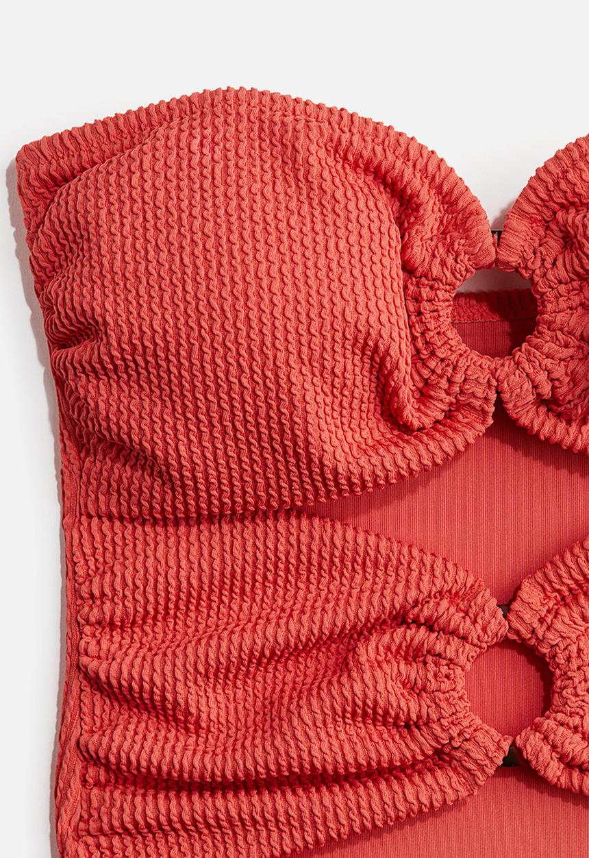 H&M - Padded-cup bandeau swimsuit -  coral red 