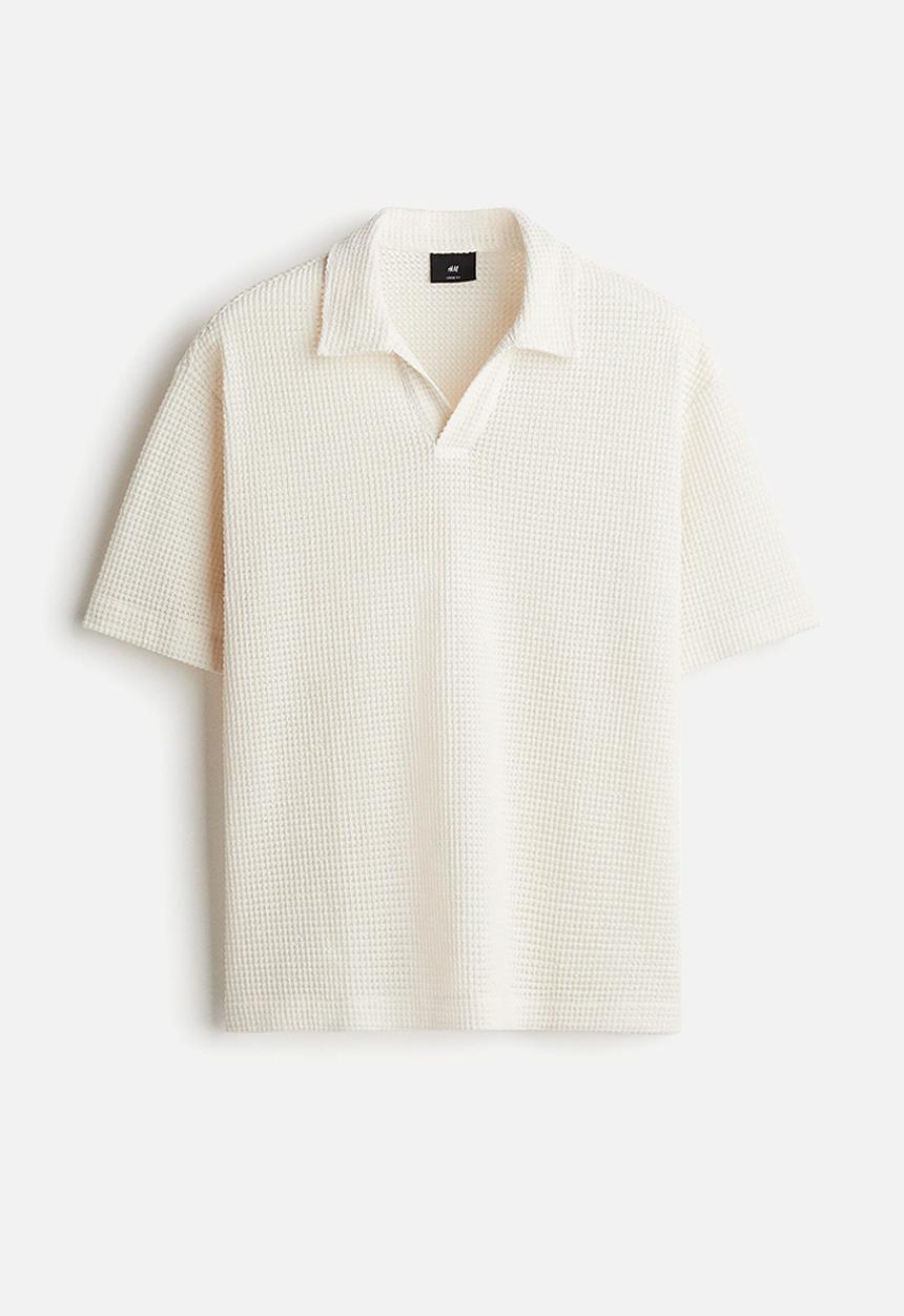 H&M - Loose fit waffled polo shirt - crean