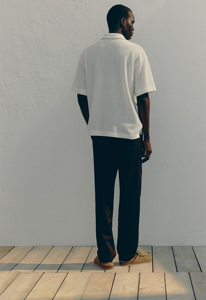 H&M - Loose fit waffled polo shirt - crean
