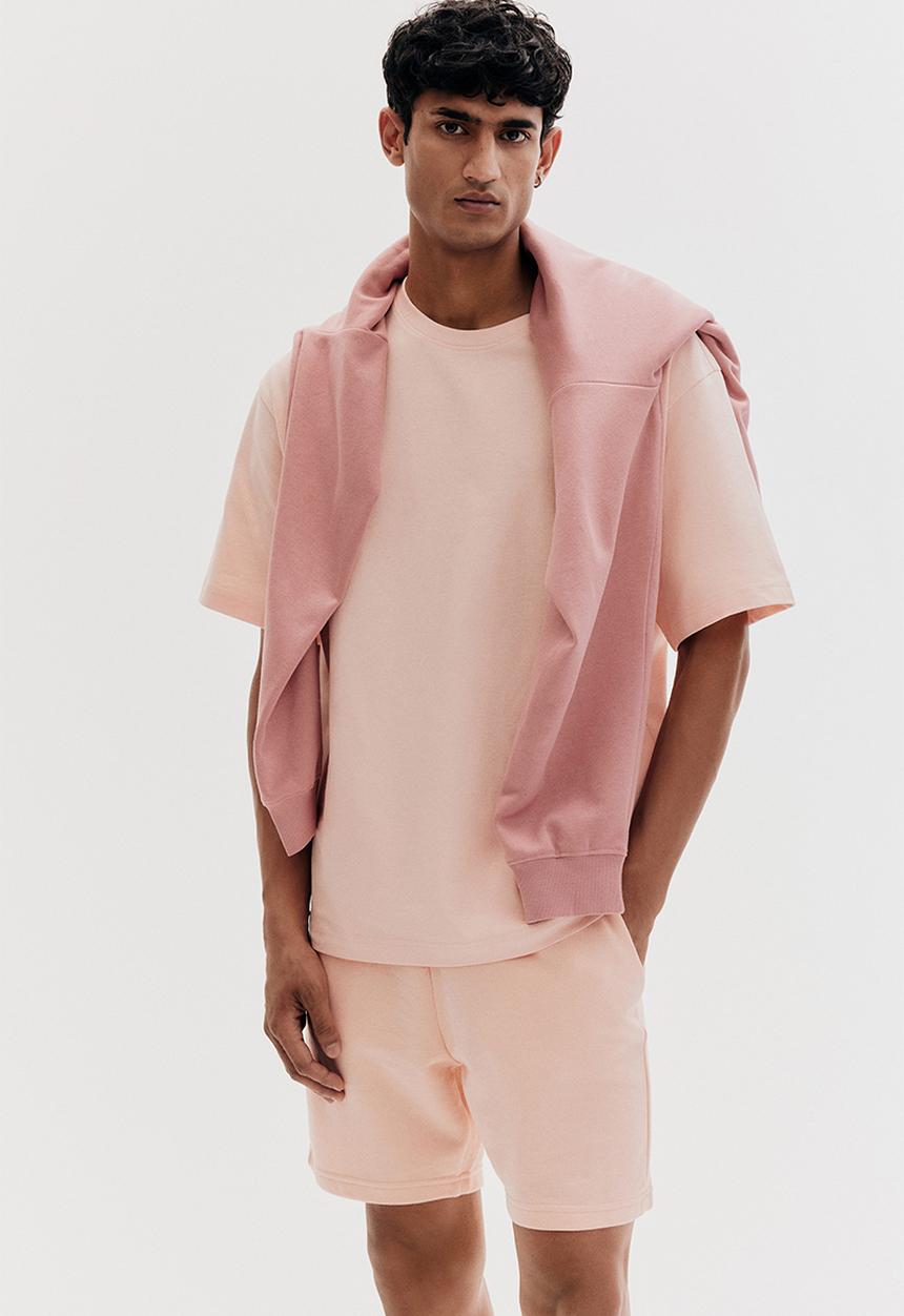 H&M - Regular fit sweatshorts - peach pink