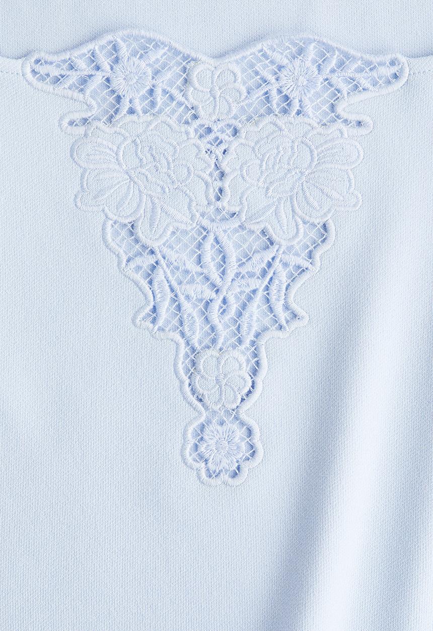 H&M - Broderie anglaise-detail top - light blue