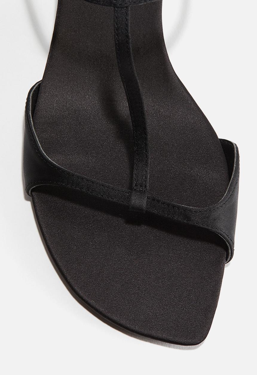 H&M - Heeled sandals - black