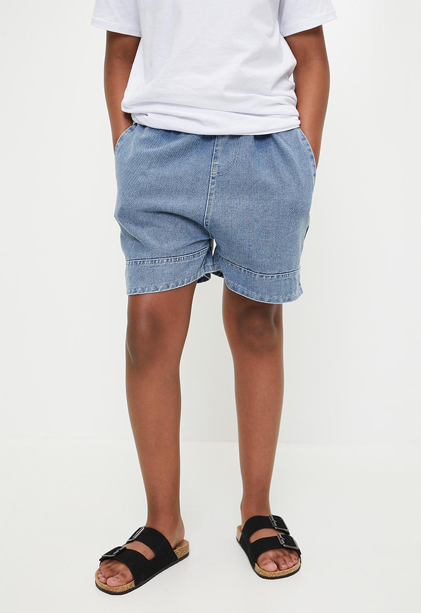 Pop Candy - Cuffed hem denim shorts with side seam pockets - blue