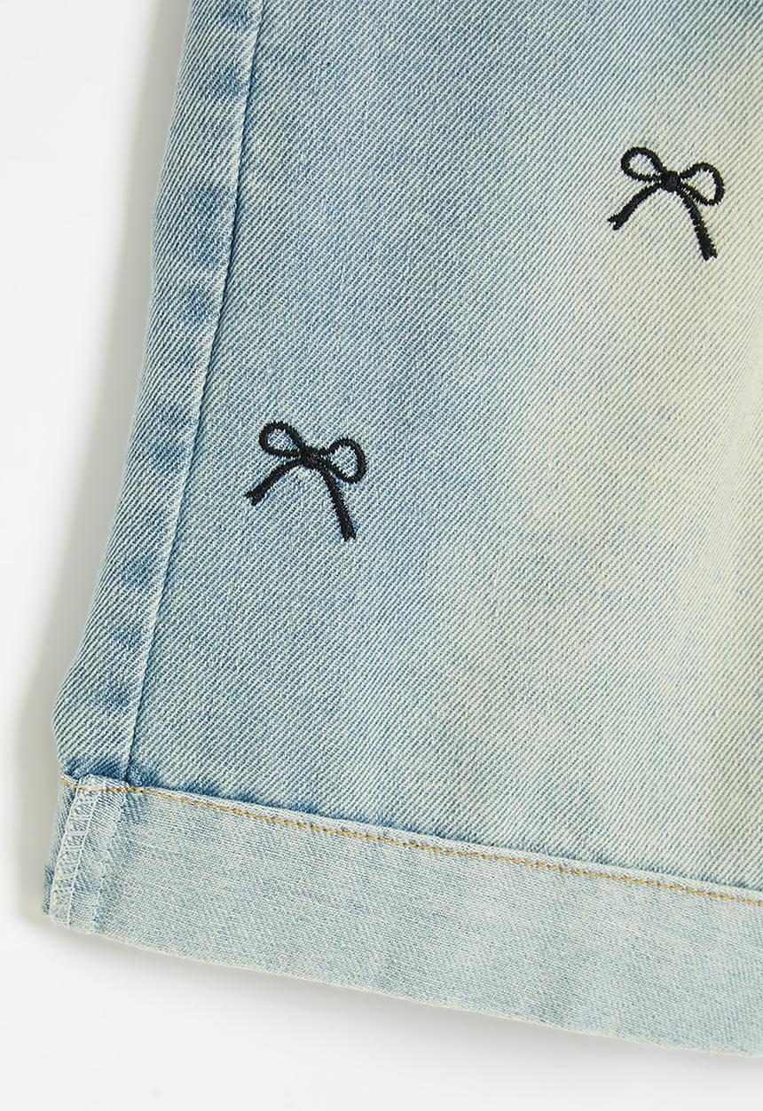 Pop Candy - Embroidered bow turn up shorts - light blue