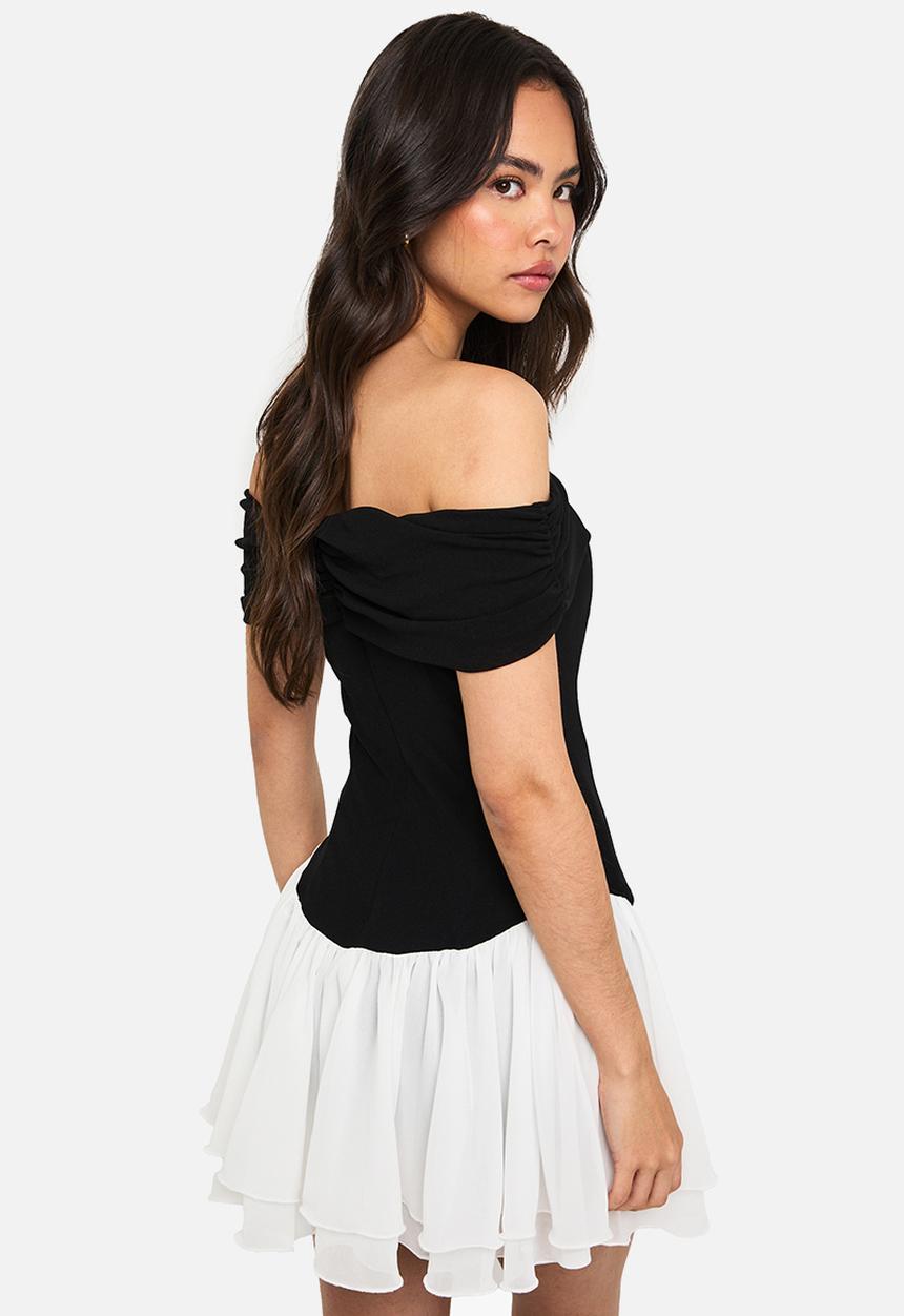 boohoo - Bardot chiffon mix mini dress - black