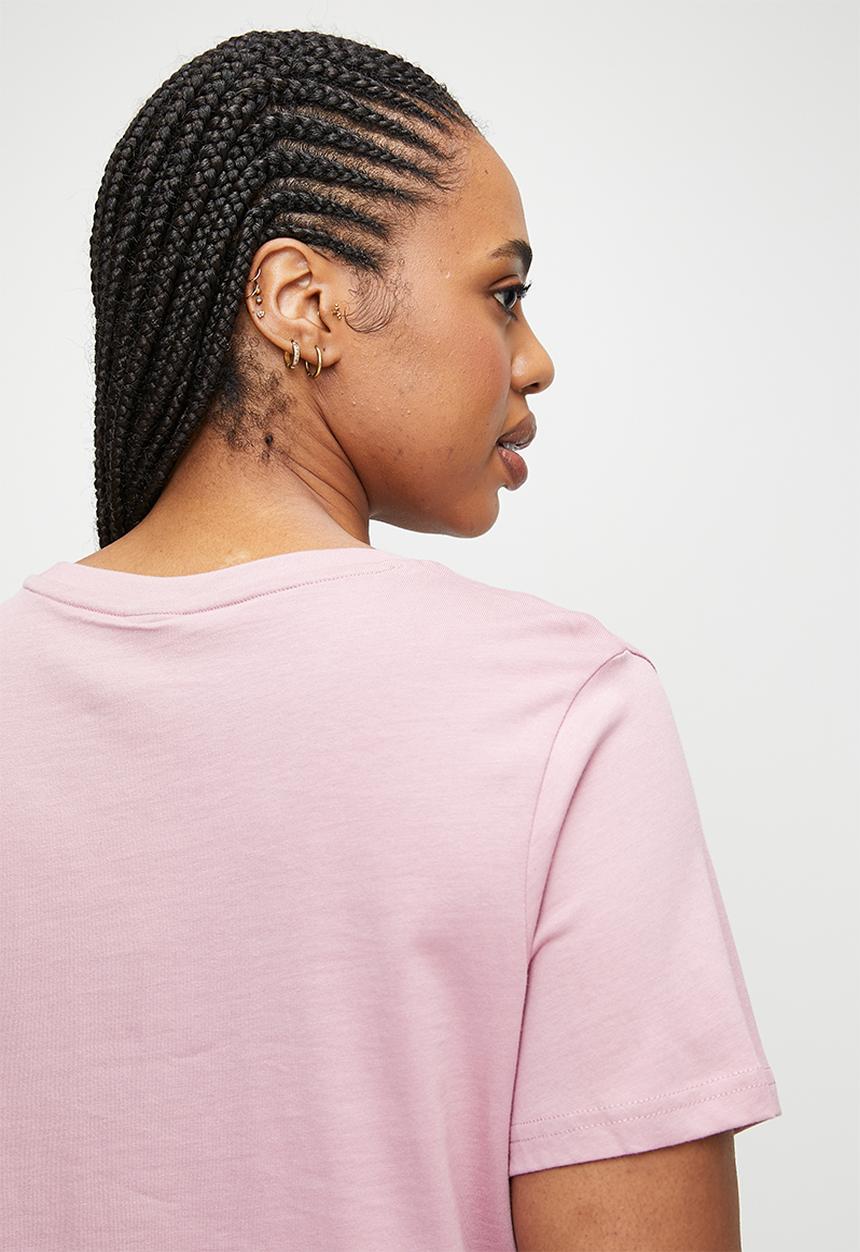 PUMA - Plus ESS ELEVATED Tee W Poised Pink