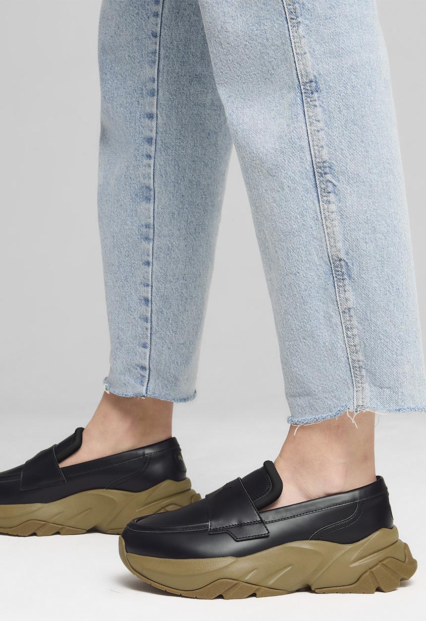 PUMA - Loafyr Wns PUMA Black - Gum