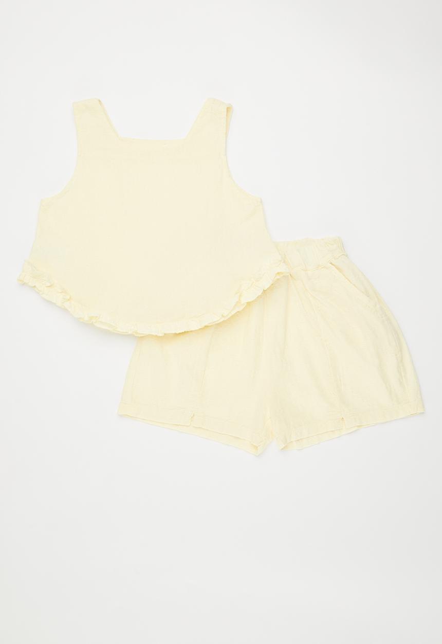 Pop Candy - Square neck ruffle hem top with semi-slit shorts - butter yellow