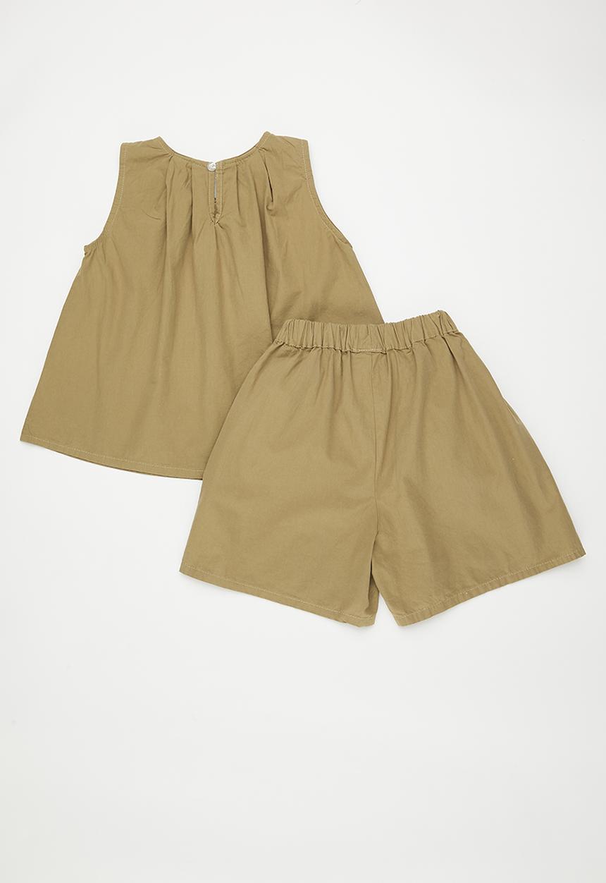 Pop Candy - Knife pleated top with bermuda shorts - tan
