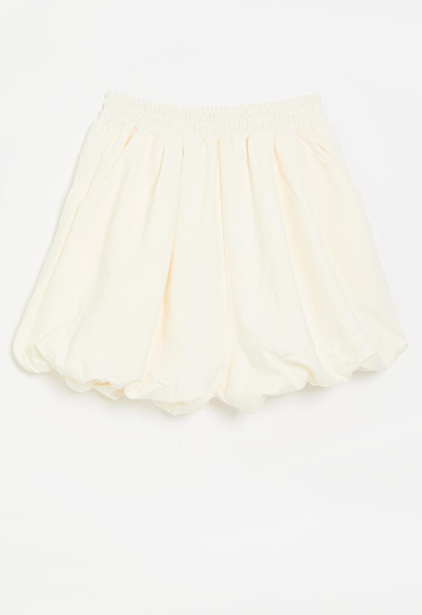 Pop Candy - Bubble shorts with slanted inset pockets - cream