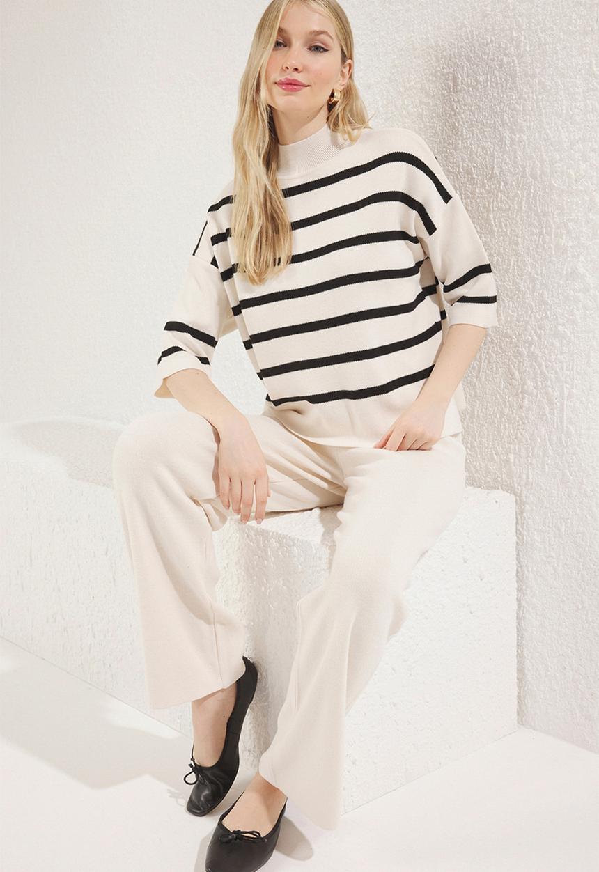 Trendyol - Wide Fit Striped Basic Knitwear Bottom-Top Set - Ecru