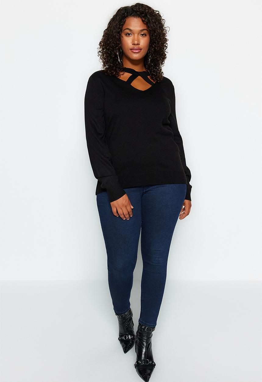 Trendyol - Plus size cut out sweater - black