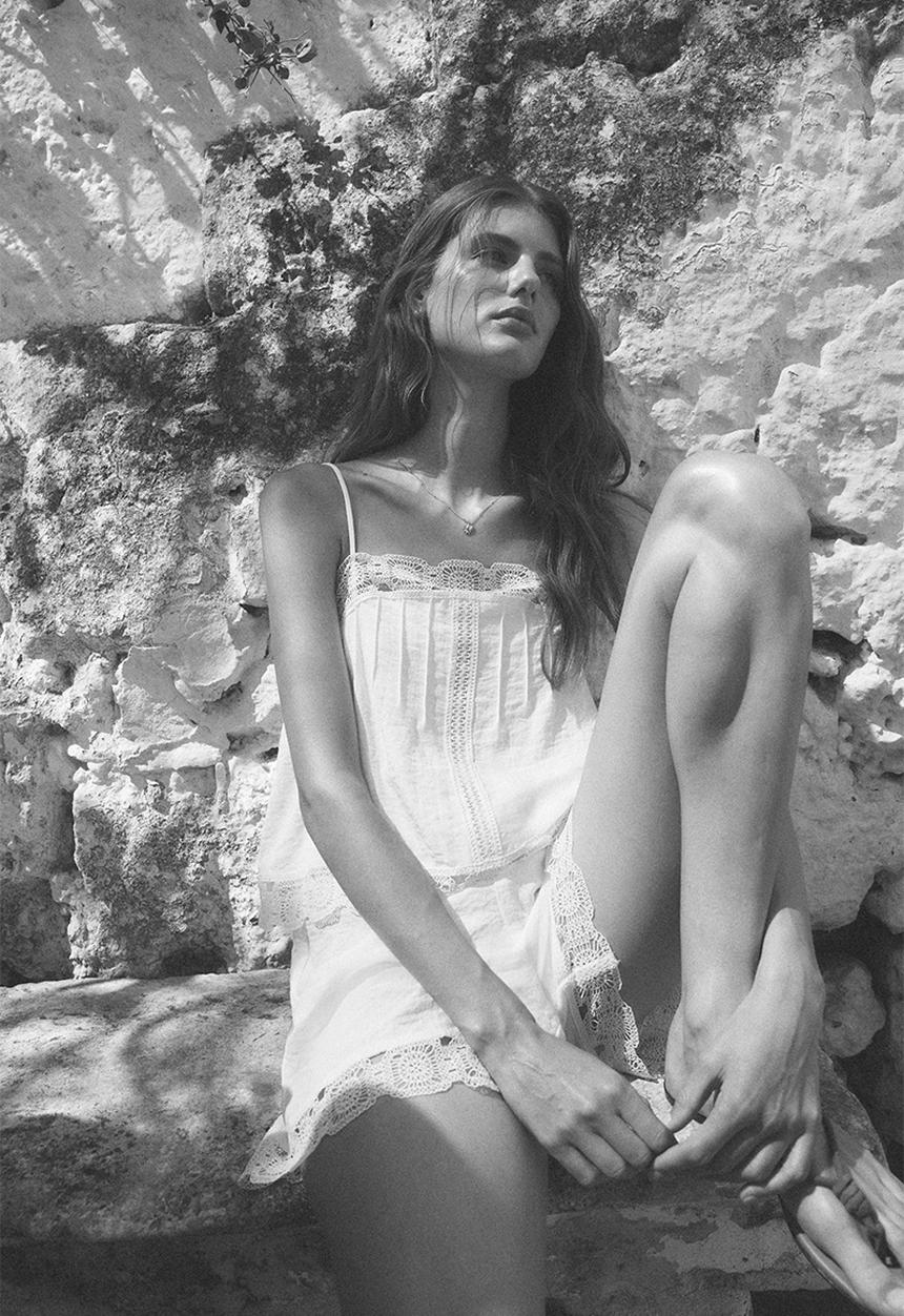 H&M - Embroidery-detail playsuit - white