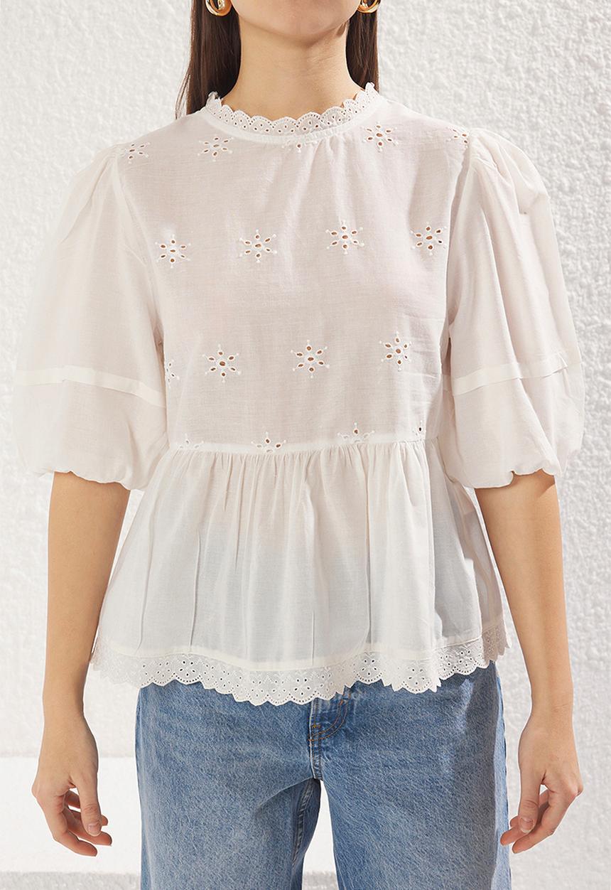 Trendyol - Balloon Sleeve Round Neck Woven Blouse - White