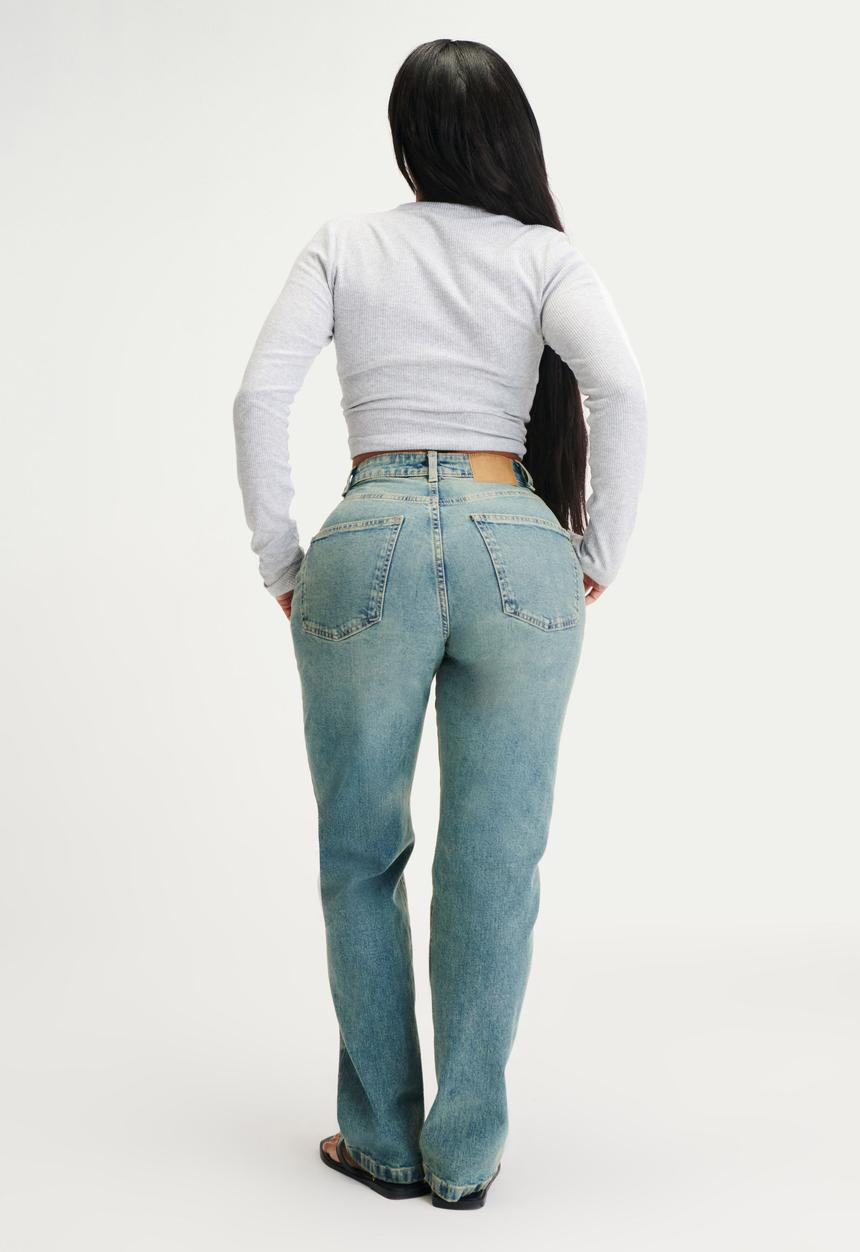 Cotton On - Curvy Stretch Straight Jean - Highway Blue Rip