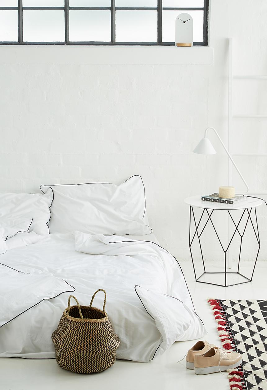 Sixth Floor - Black piping cotton duvet set