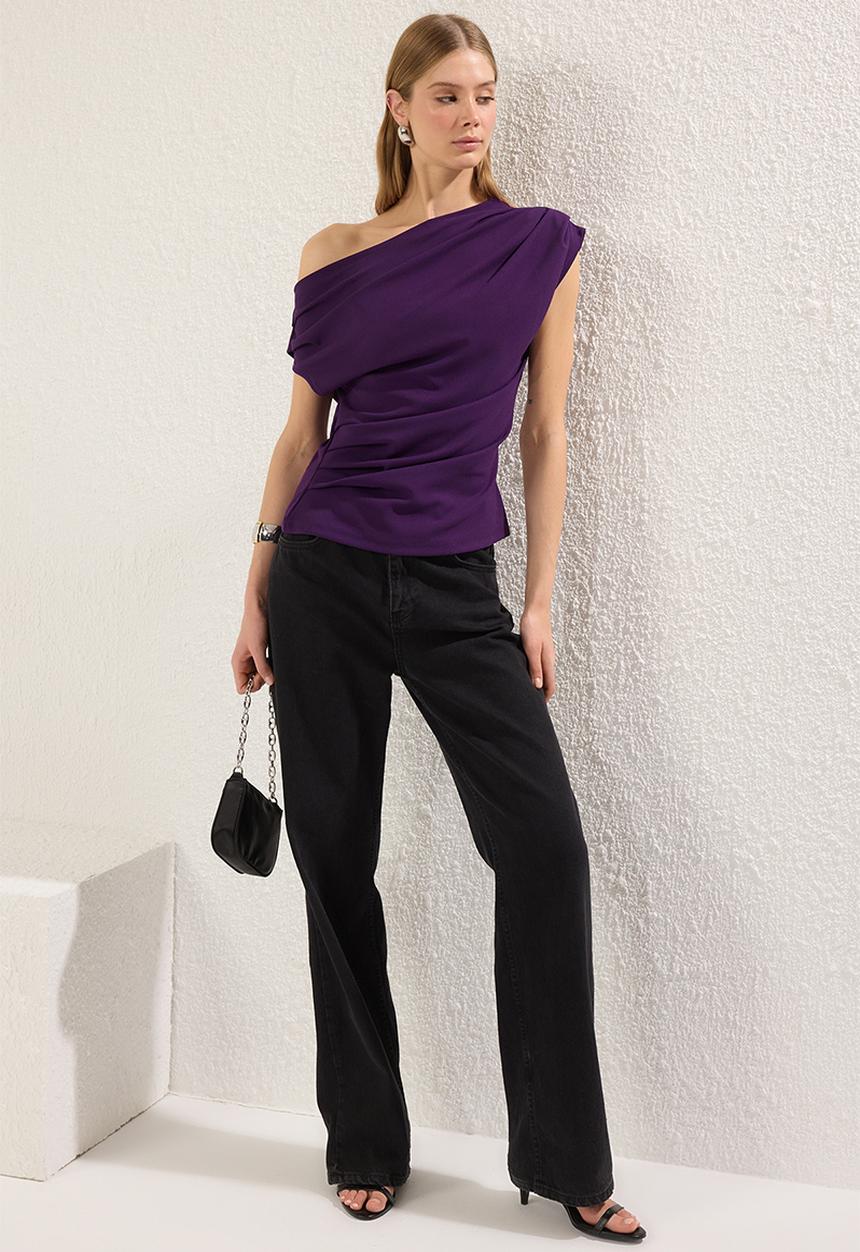 Trendyol - Knitted Blouse with Asymmetrical Neckline and Drape Detail - Purple