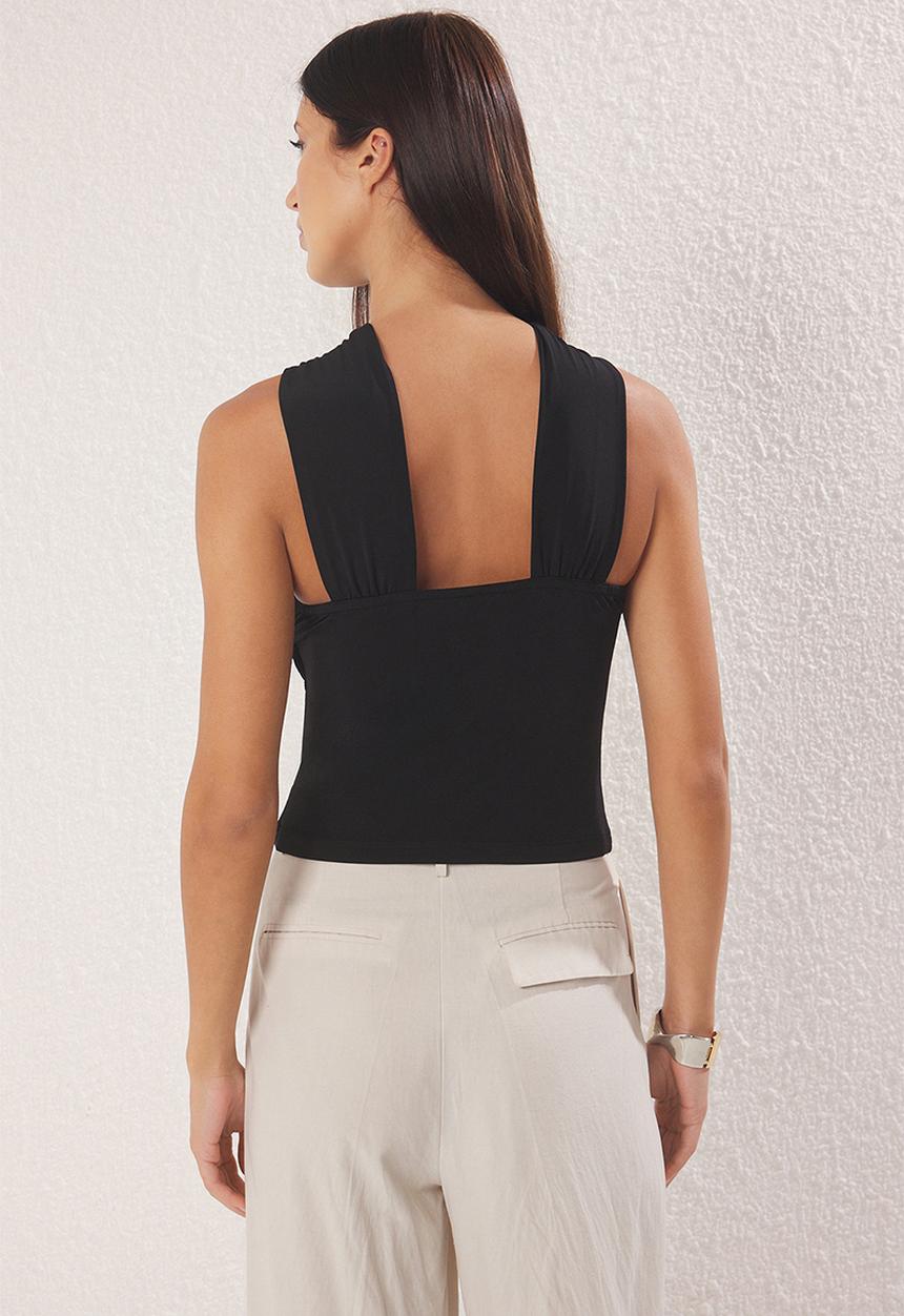 Trendyol - Accessory Detailed Gathered Stretchy Knitted Blouse - Black