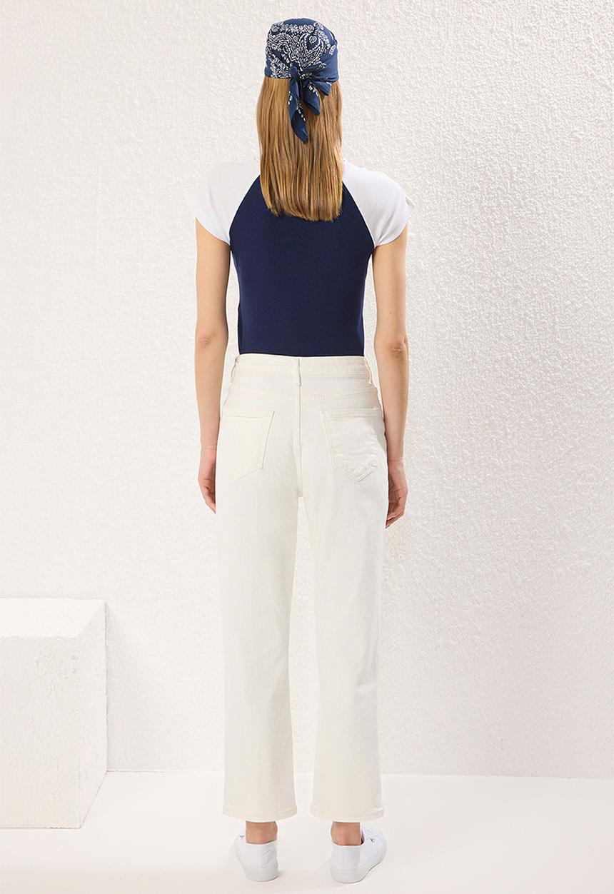 Trendyol - High Waist Straight Cut Straight Jeans  - White