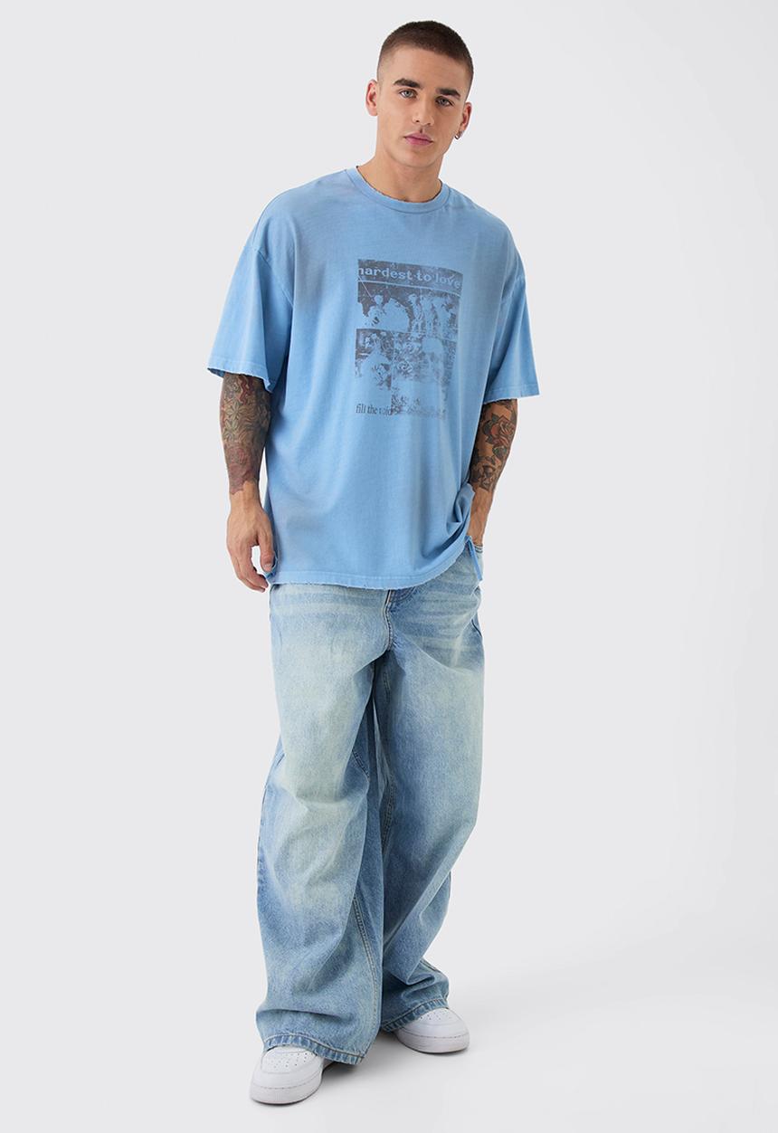 boohooMAN - Parachute Rigid Jean in Antique Blue - Antique Blue