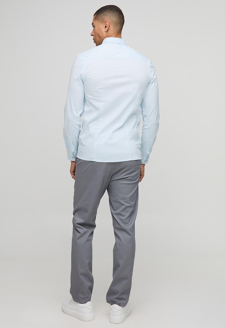 boohooMAN - Slim Fit Basic Long Sleeve Collared Shirt - Light Blue