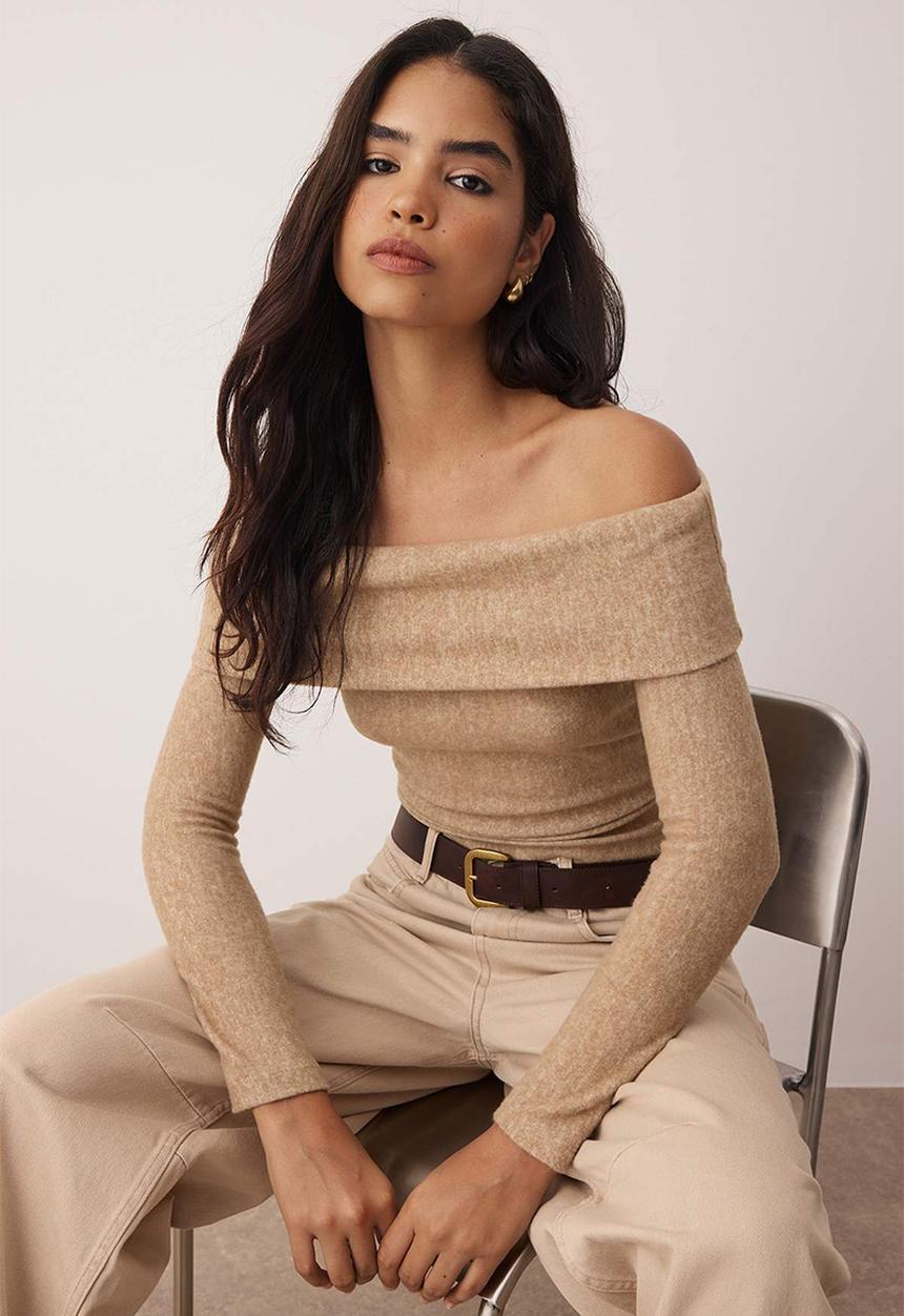 Trendyol - Carmen Collar Fitted/Slim Fit Knitted Blouse  - Beige