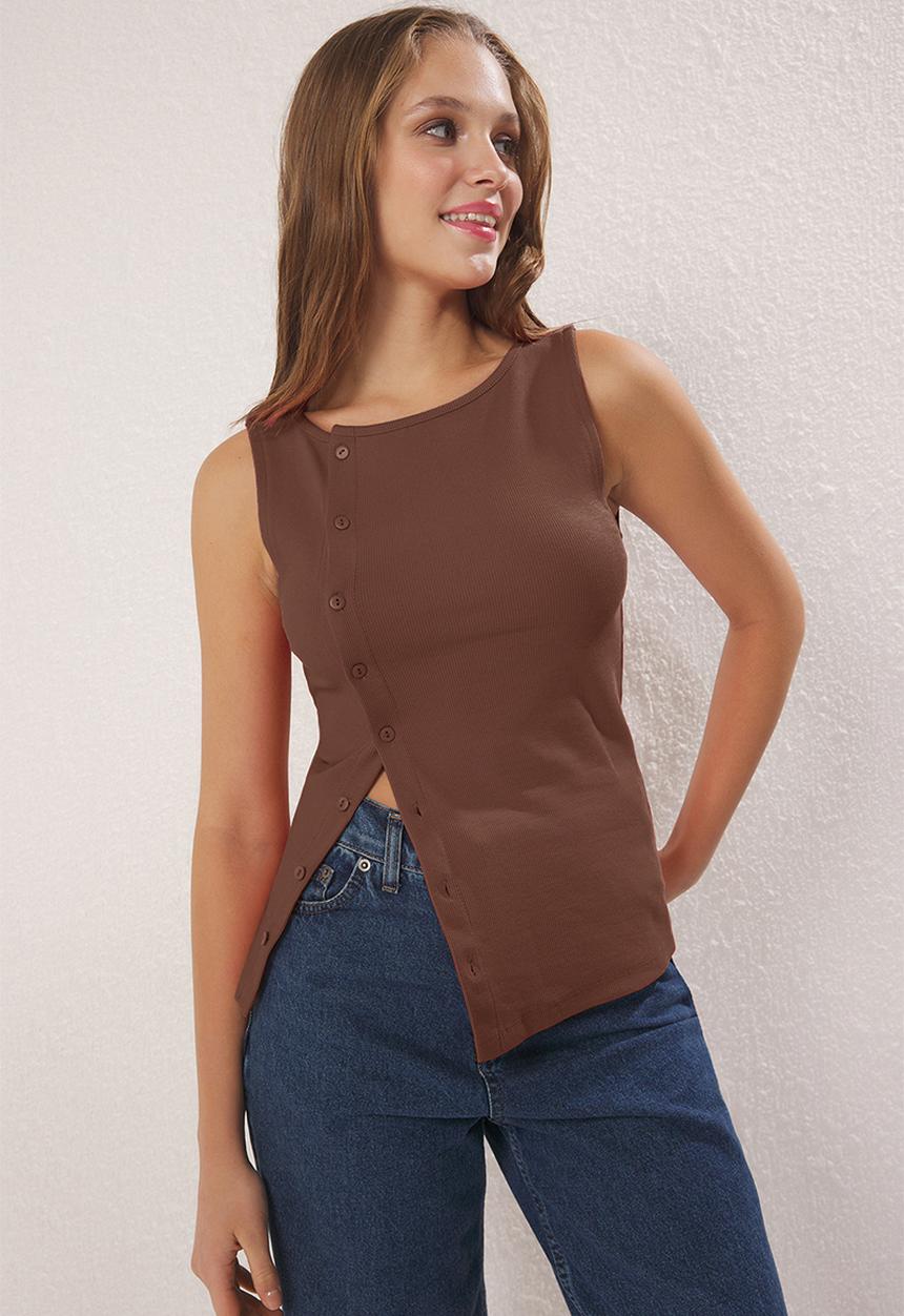 Trendyol - Button Asymmetrical Fitted/Slim Fit Ribbed Stretch Knit Blouse - Brown